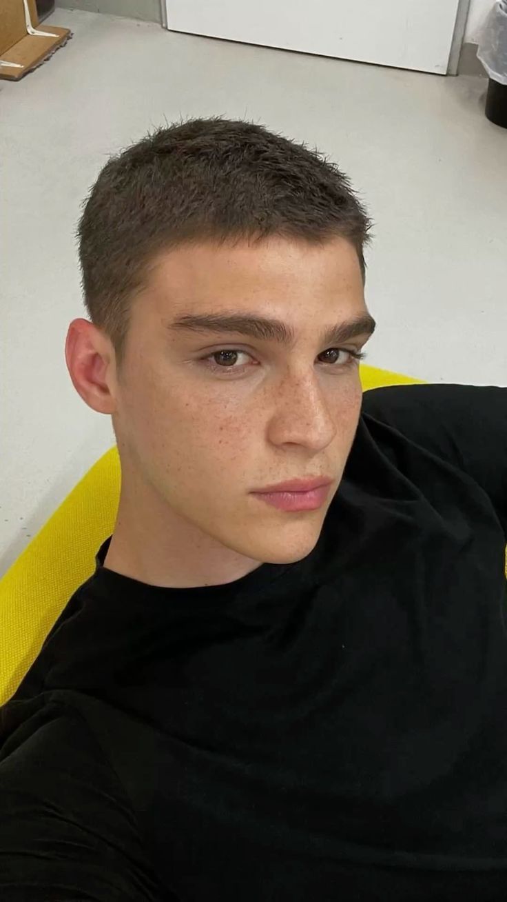 files/The_50_Best_Buzz_Cuts_for_Men_Complete_Gallery___Buzz_Cut_Hairstyle_Inspo.jpg